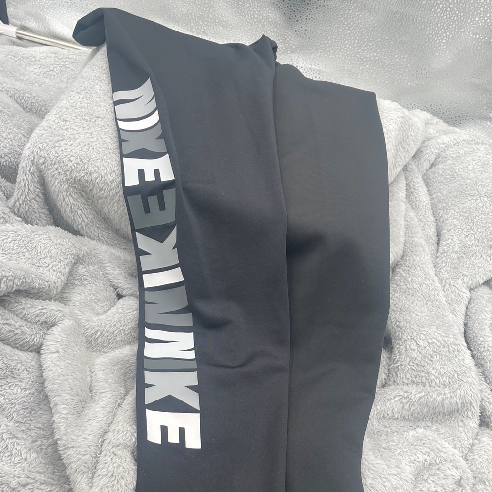 Nike Kids Black and White Logo Leggings kids training size L